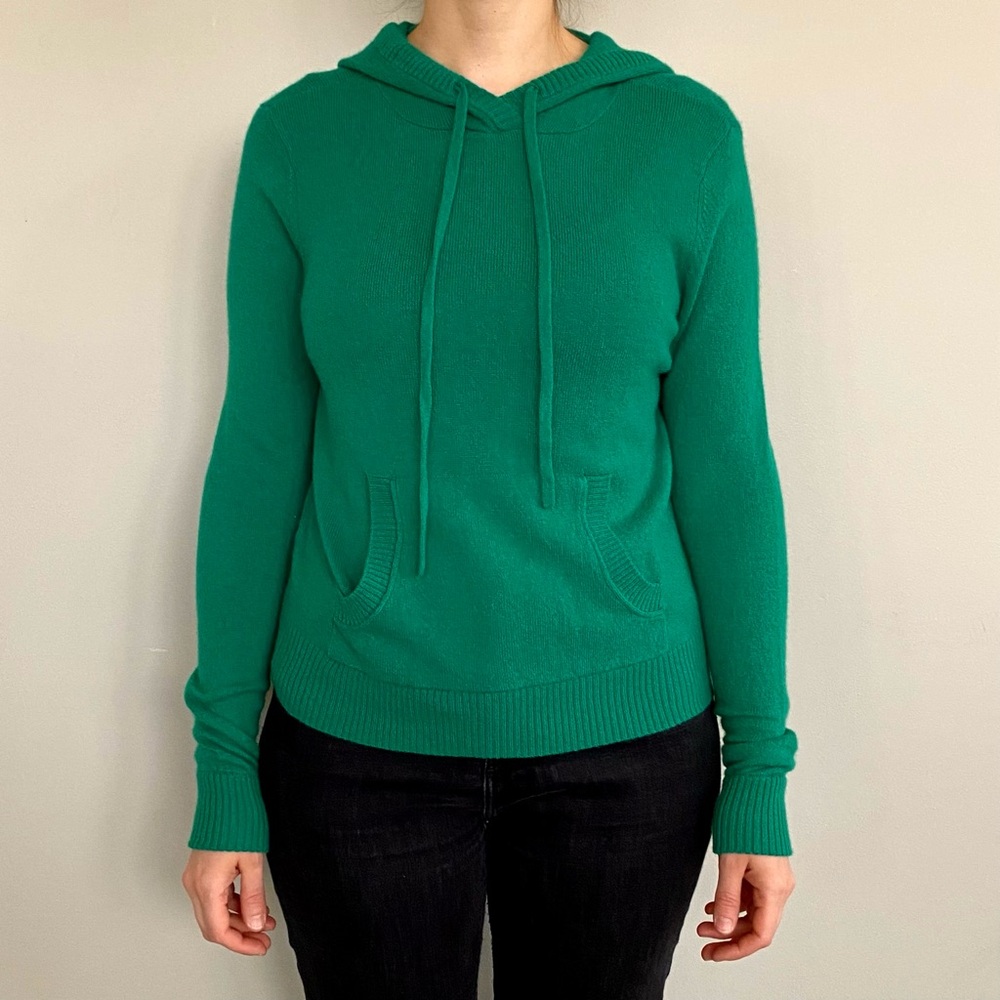 1901 merino wool & cashmere hoodie sweater. 💚